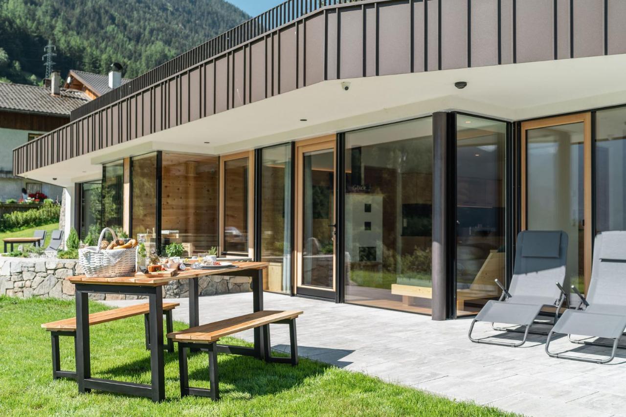 Innermoser Bauernhof - Chalets Molini di Tures Exterior photo